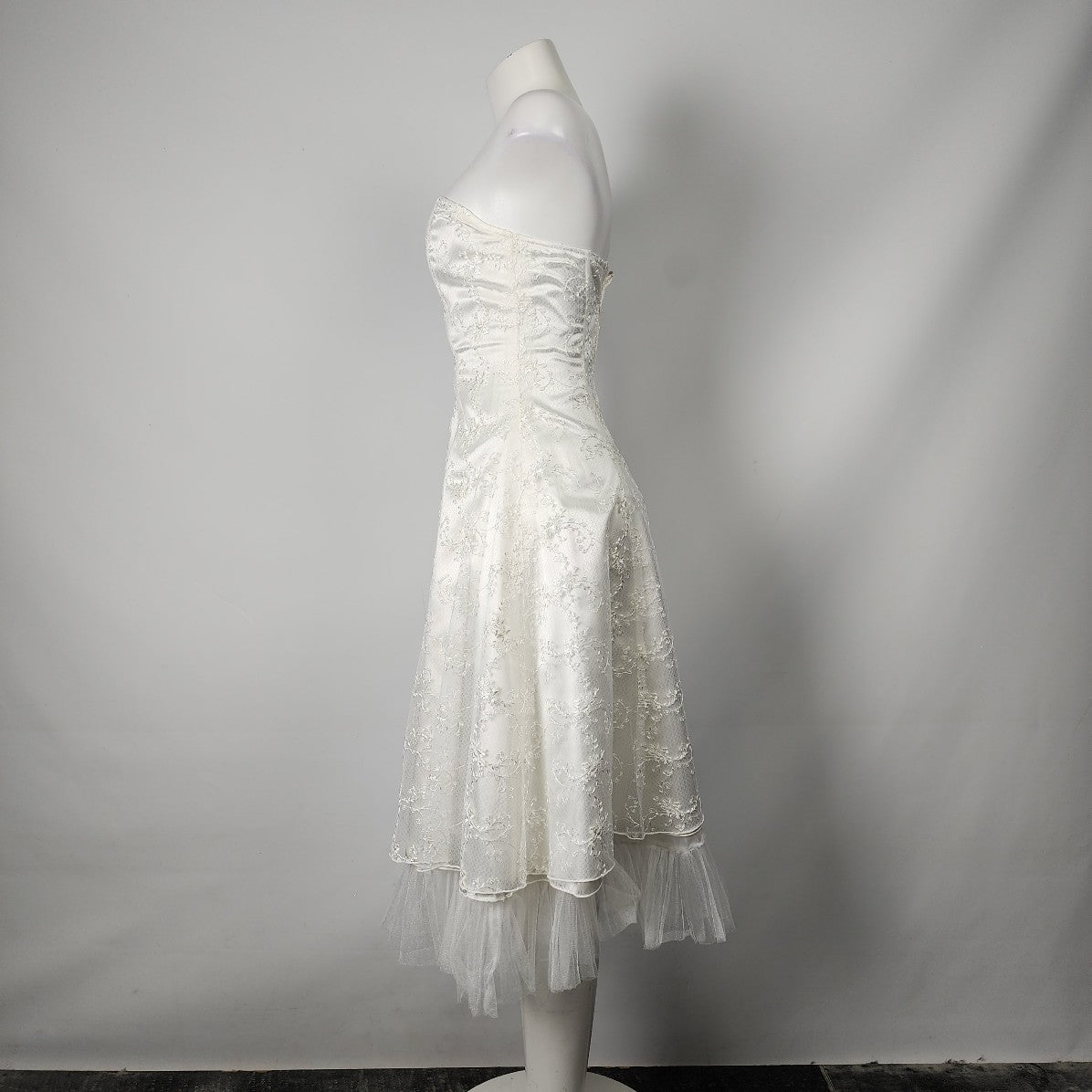 Vintage White Lace Tulle Bottom Midi Dress S