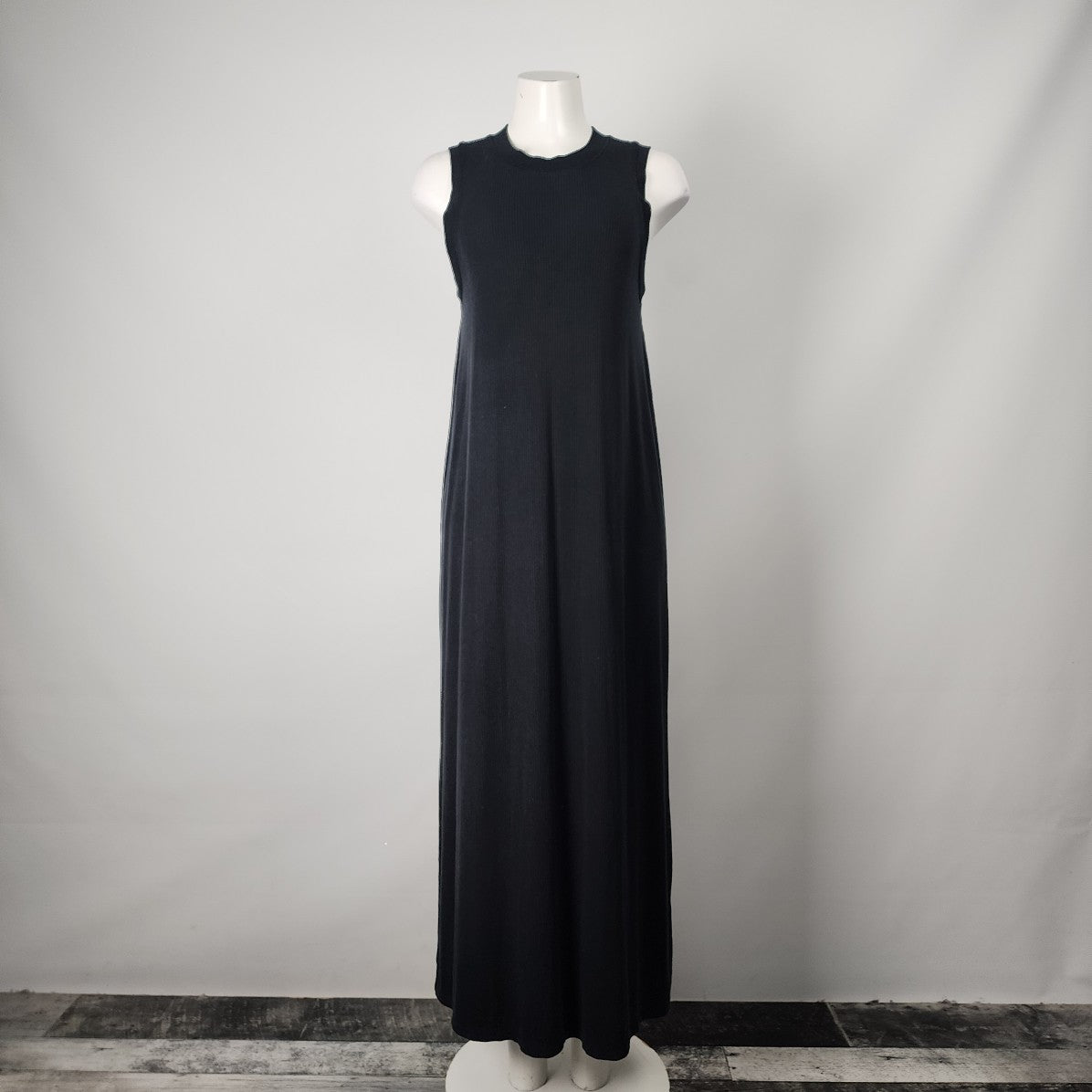 Richer Poorer Black ribbed Sleeveless Dress Size M