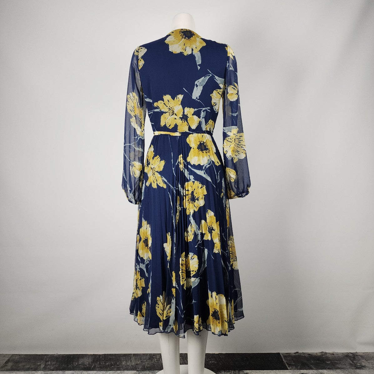 Minkas Blue & Yellow Floral V-Neck Midi Dress Size S