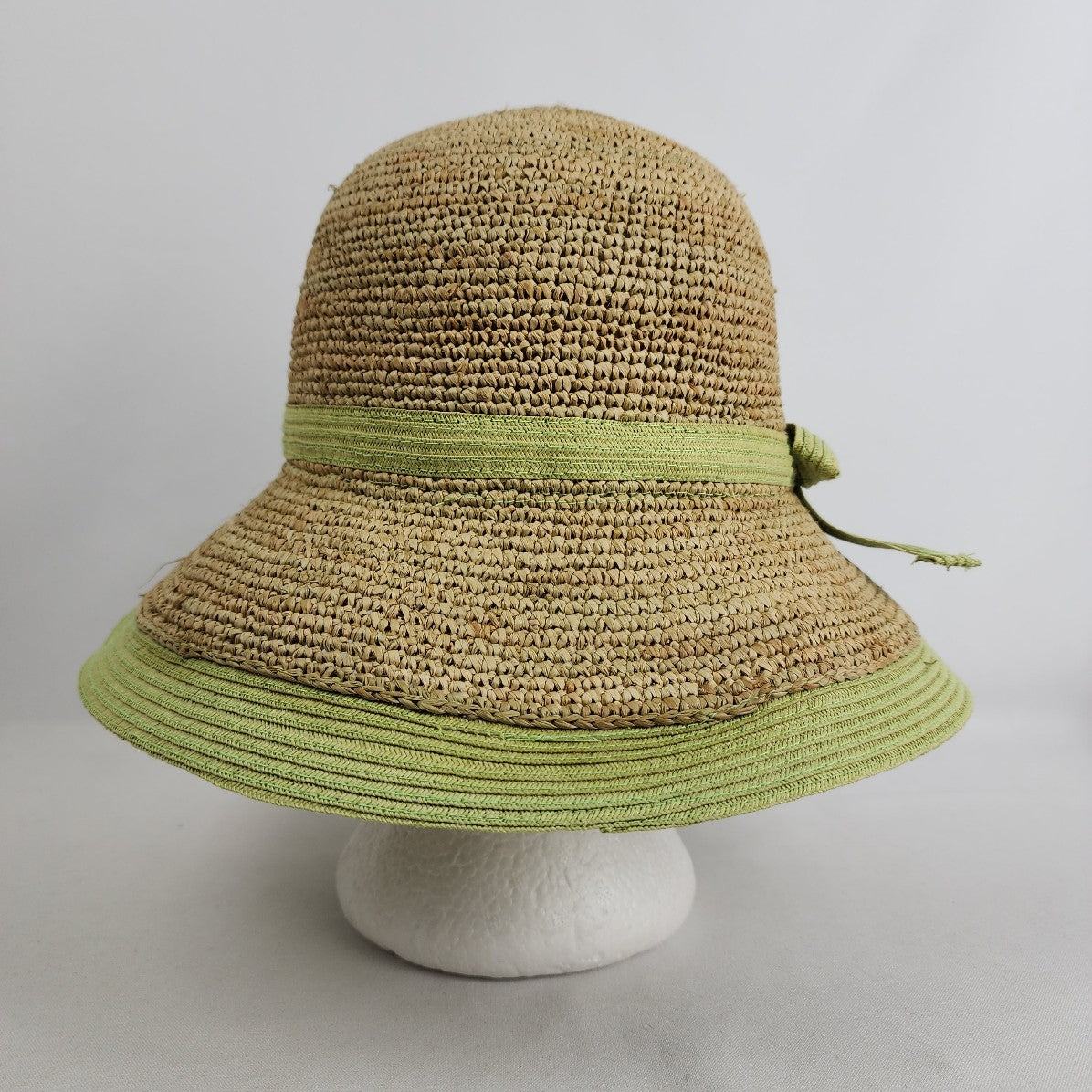 Liz Claiborne Green Woven Hat