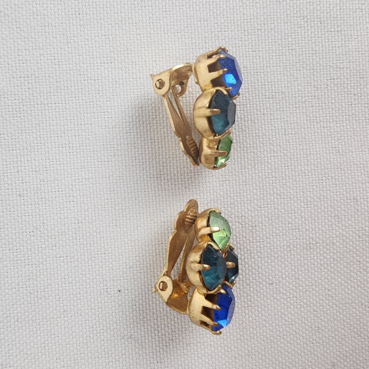 Vintage Gold Tone Blue & Green Crystal Clip On Earrings