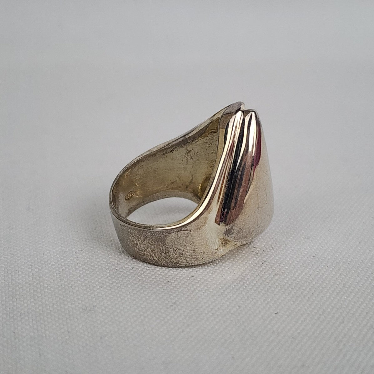 925 Silver Sculptural Ring Size 6