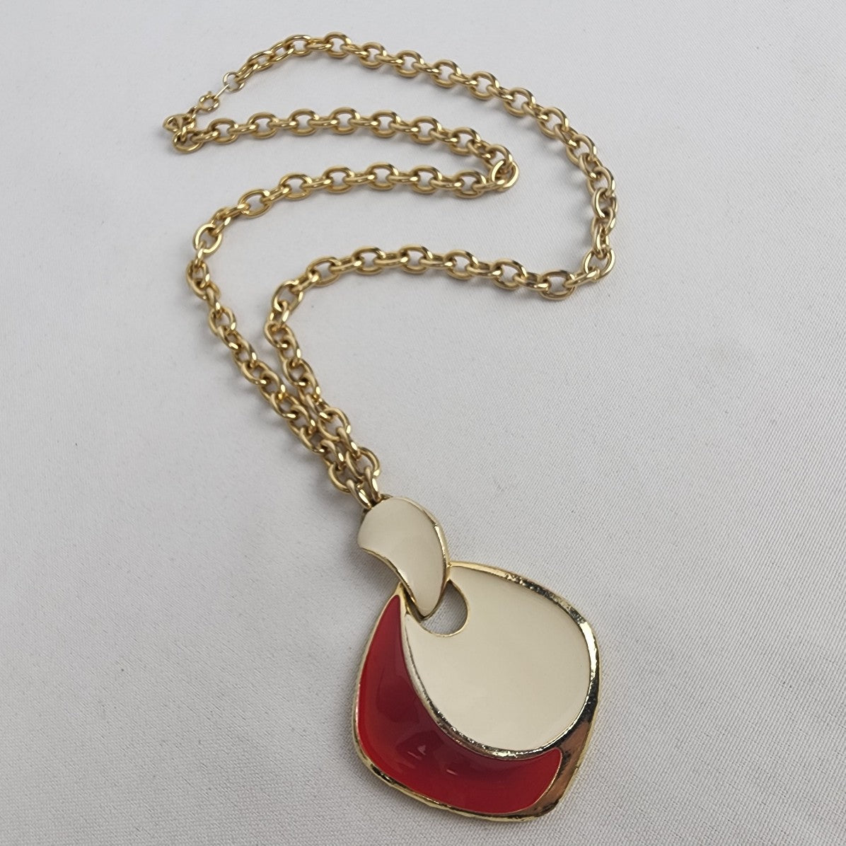 Vintage Korea Gold Tone Red Pendant Long Chain Necklace