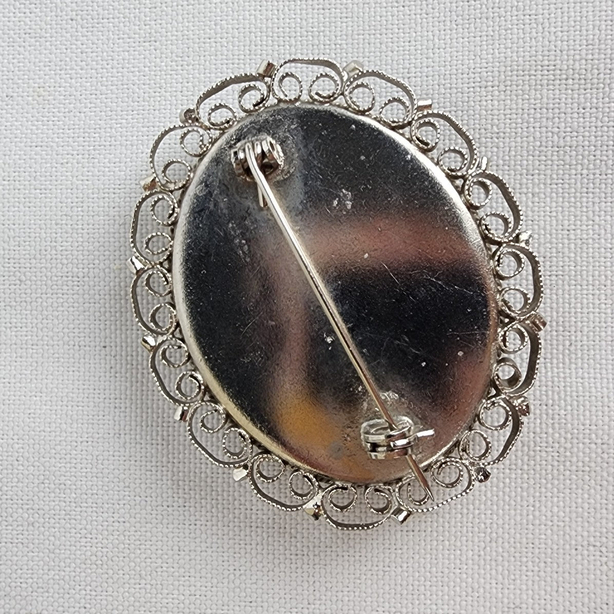 Vintage Natural Stone Cameo Brooch