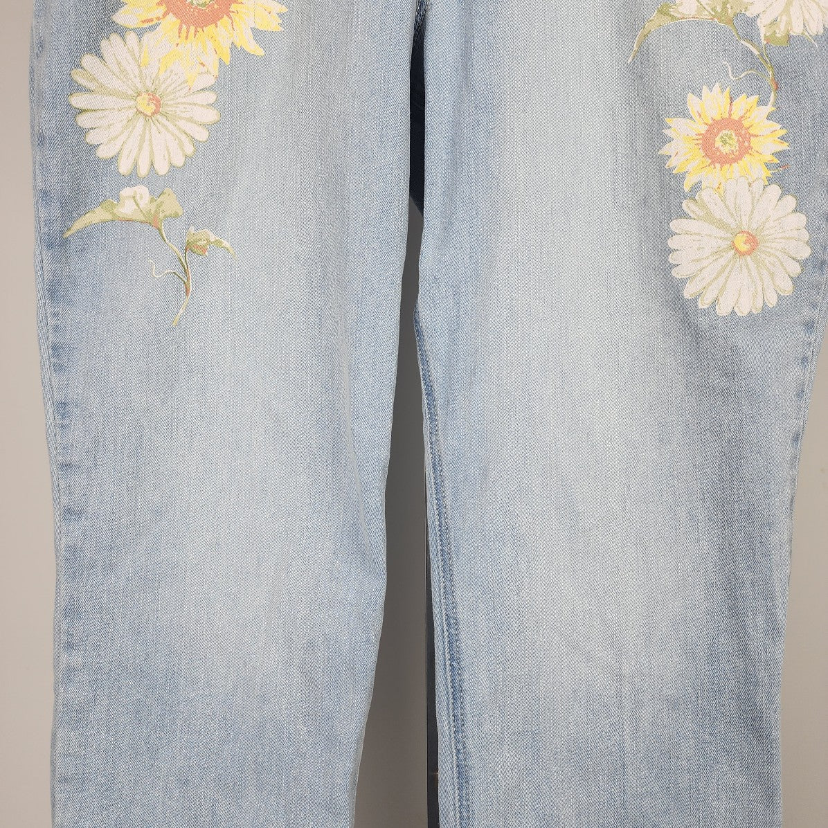 Jordache Slim Boyfriend Jean Sunflower Denim Jeans Size 14