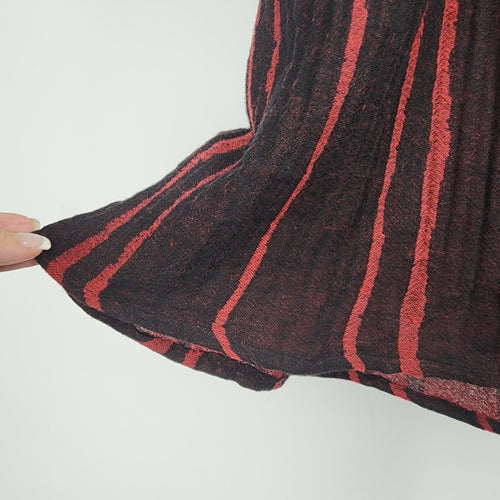 Red & Black Knit Flared Skirt Size L