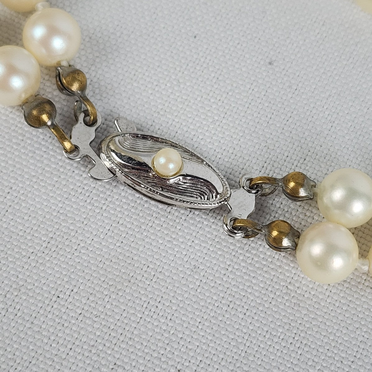 Vintage Faux Pearl Cream Beaded Knotted Bracelet