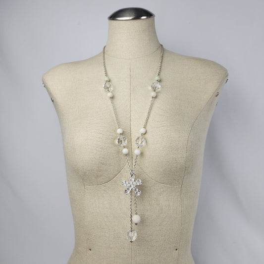 Xantra Silver & Cream Floral Faceted Stone Necklace