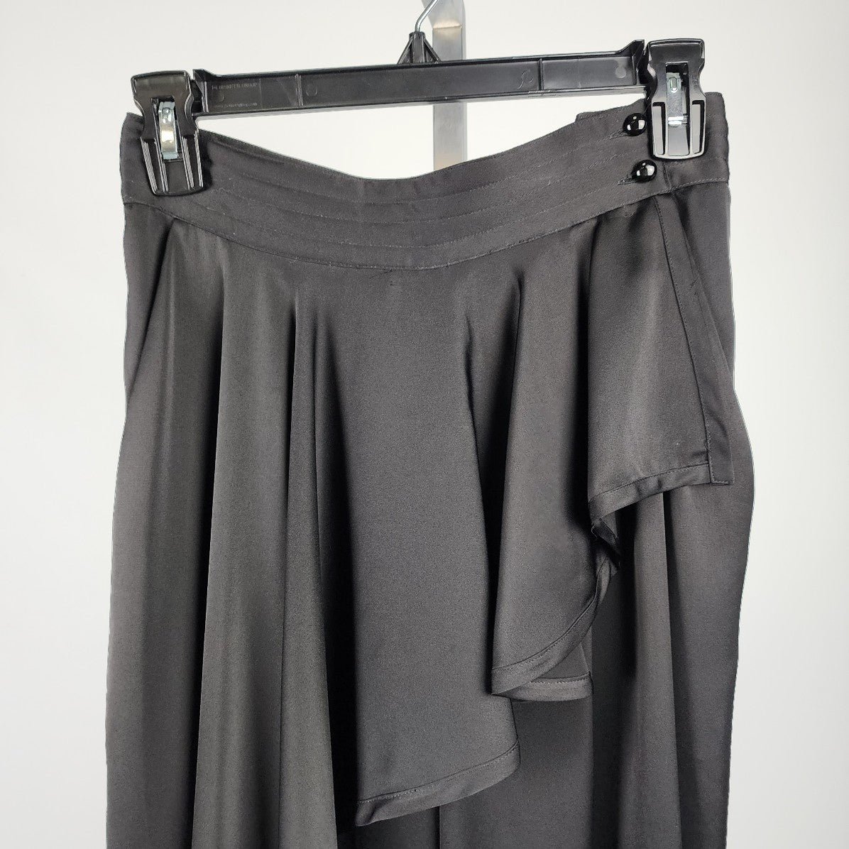 Simon Chang Black Silky Ruffle Pants Size 10