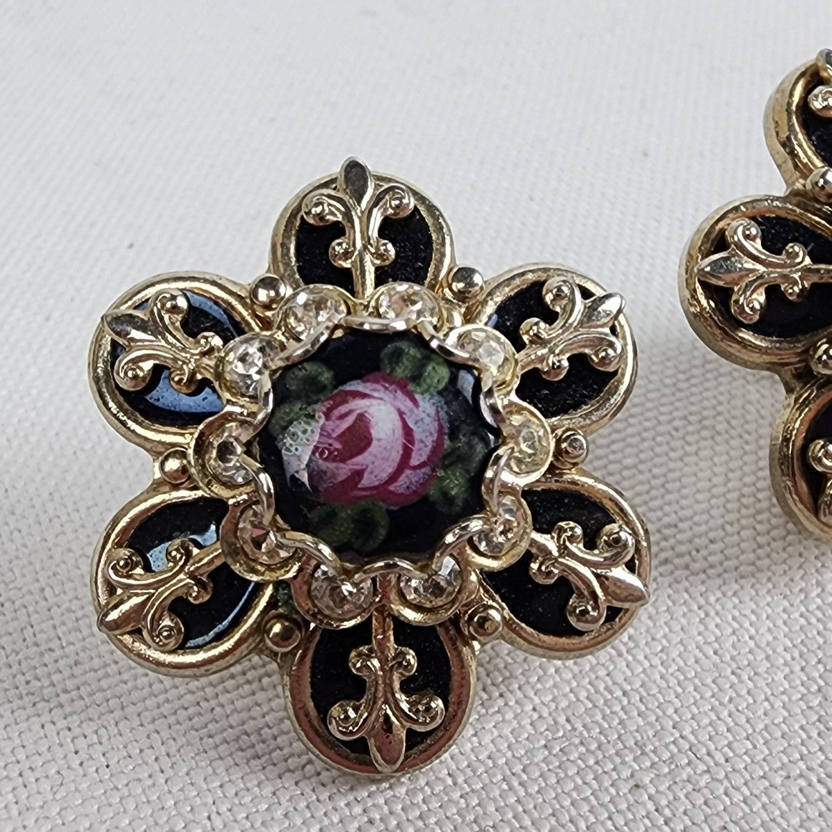 Vintage Black Enamel Pink Rose Flower Shaped Screw Back Earrings