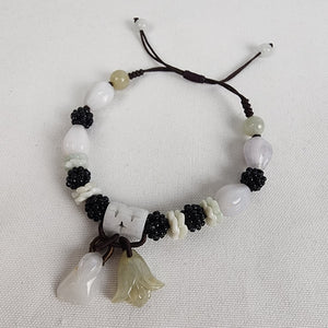 White Beaded Floral Dangle Adjustable Bracelet