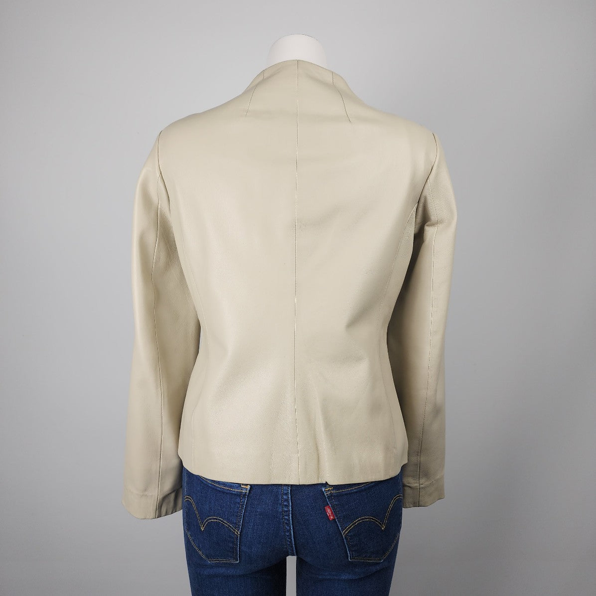 Susan Bristol Cream Leather Zip Up Jacket Size 6