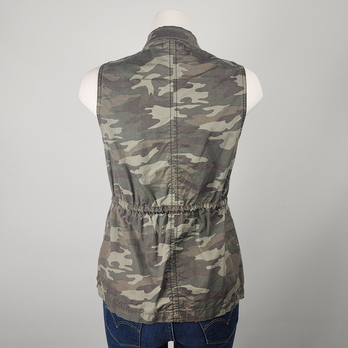 Maurices Green Camo Zip Up Vest Size S