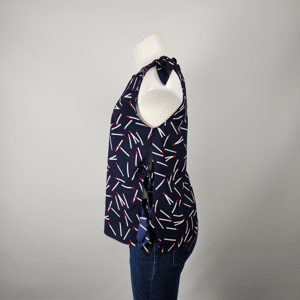 Molly Bracken Navy Blue Matchstick Print Sleeveless Blouse Size S