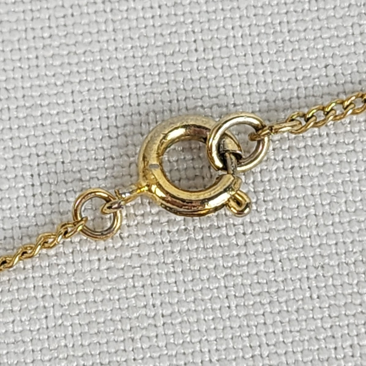 Vintage Gold Tone Knot Blue Stone Necklace