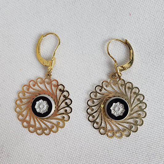 Vintage Gold Tone Flower Drop Earrings