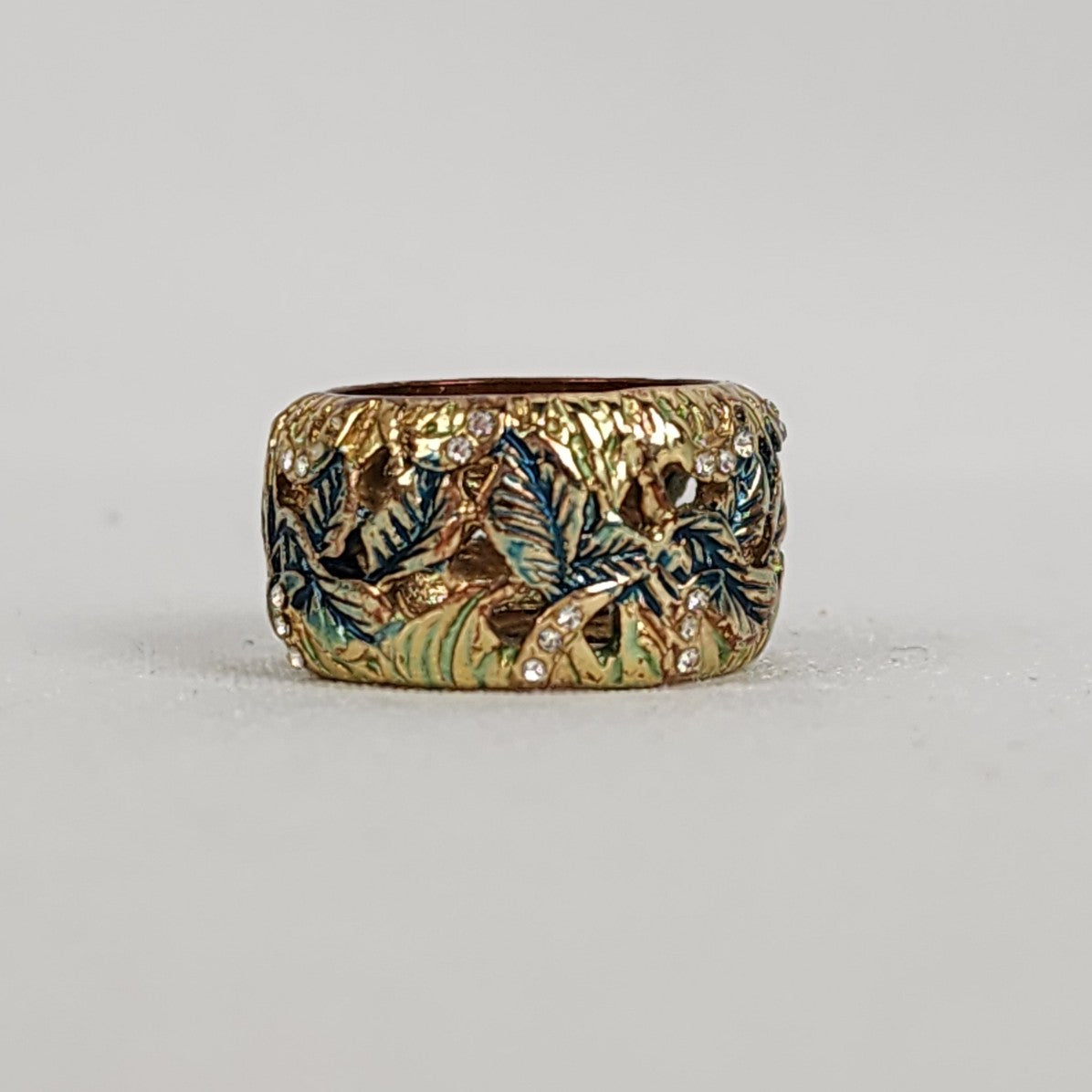 Gold Tone Floral Ring Size 7