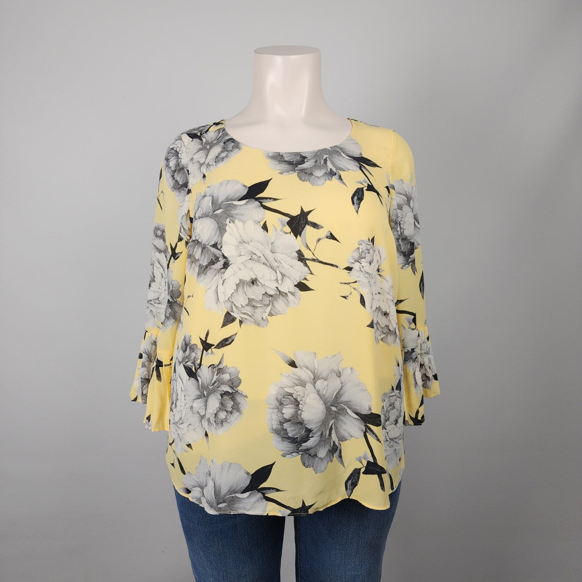 Laura Yellow Floral Flare Sleeve Blouse Size 1X