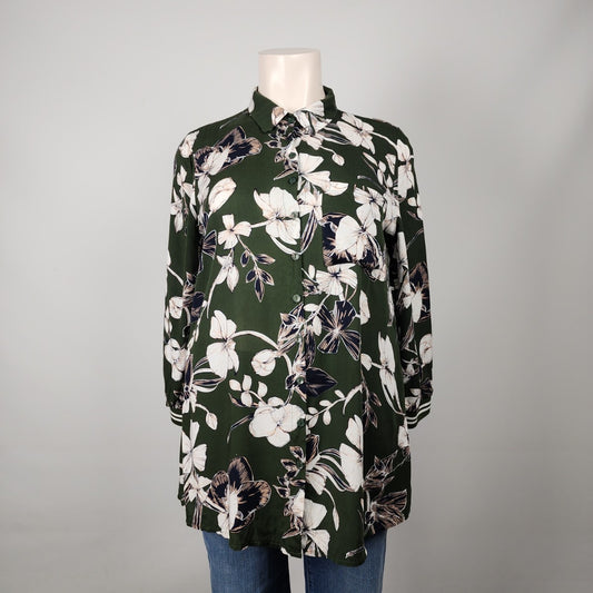 Solitaire Green Floral Button Up Blouse Size 1XL