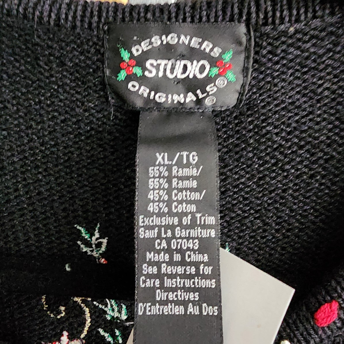 Vintage Designers Studio Black Christmas Cardigan Size XL