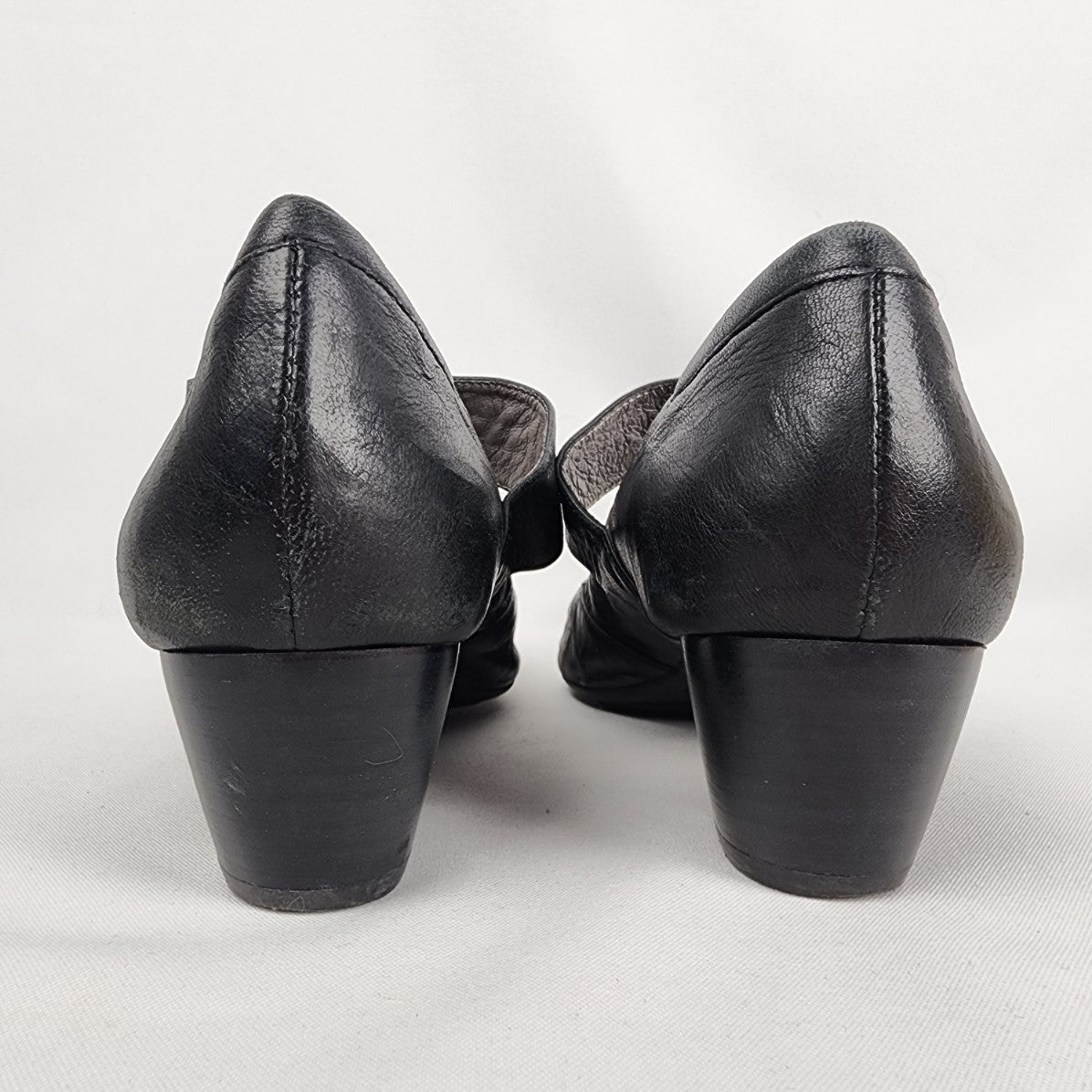 Fugitive Black Leather Pointed Toe Mary Jane Shoes Size 9.5