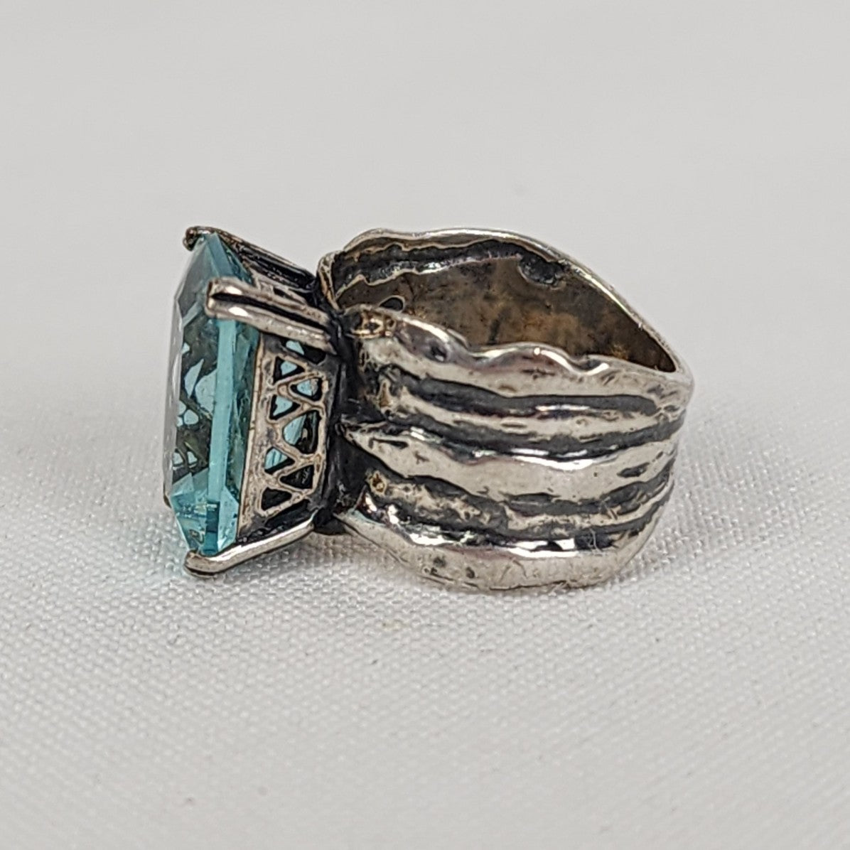 Silpada 925 Sterling Silver Aqua Blue Glass Statement Ring Size 8