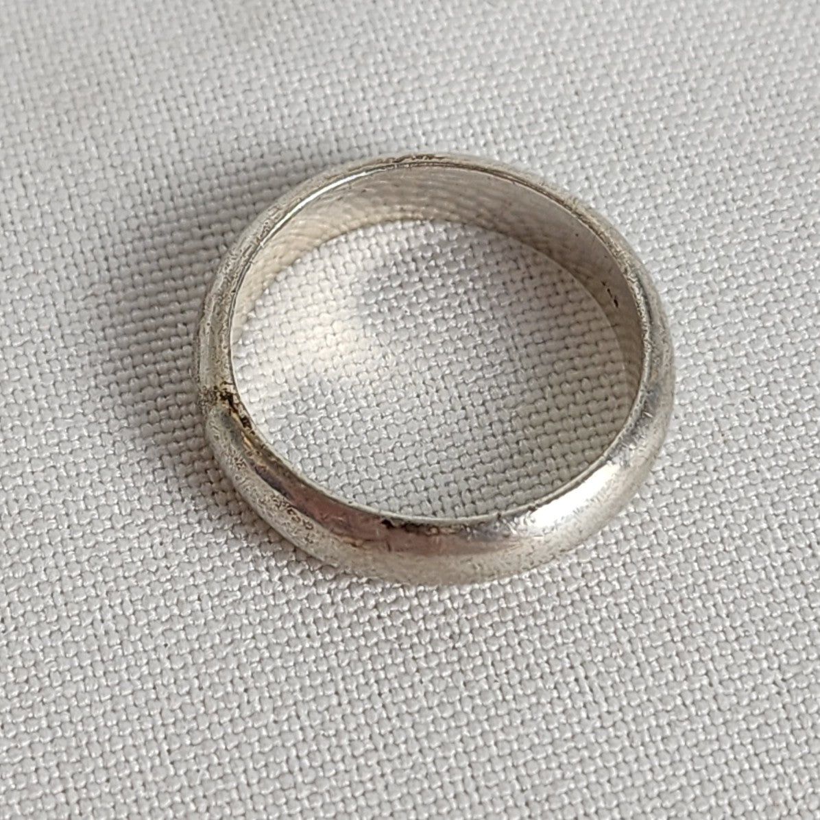 925 Sterling Silver Minimalist Band Ring Size 8