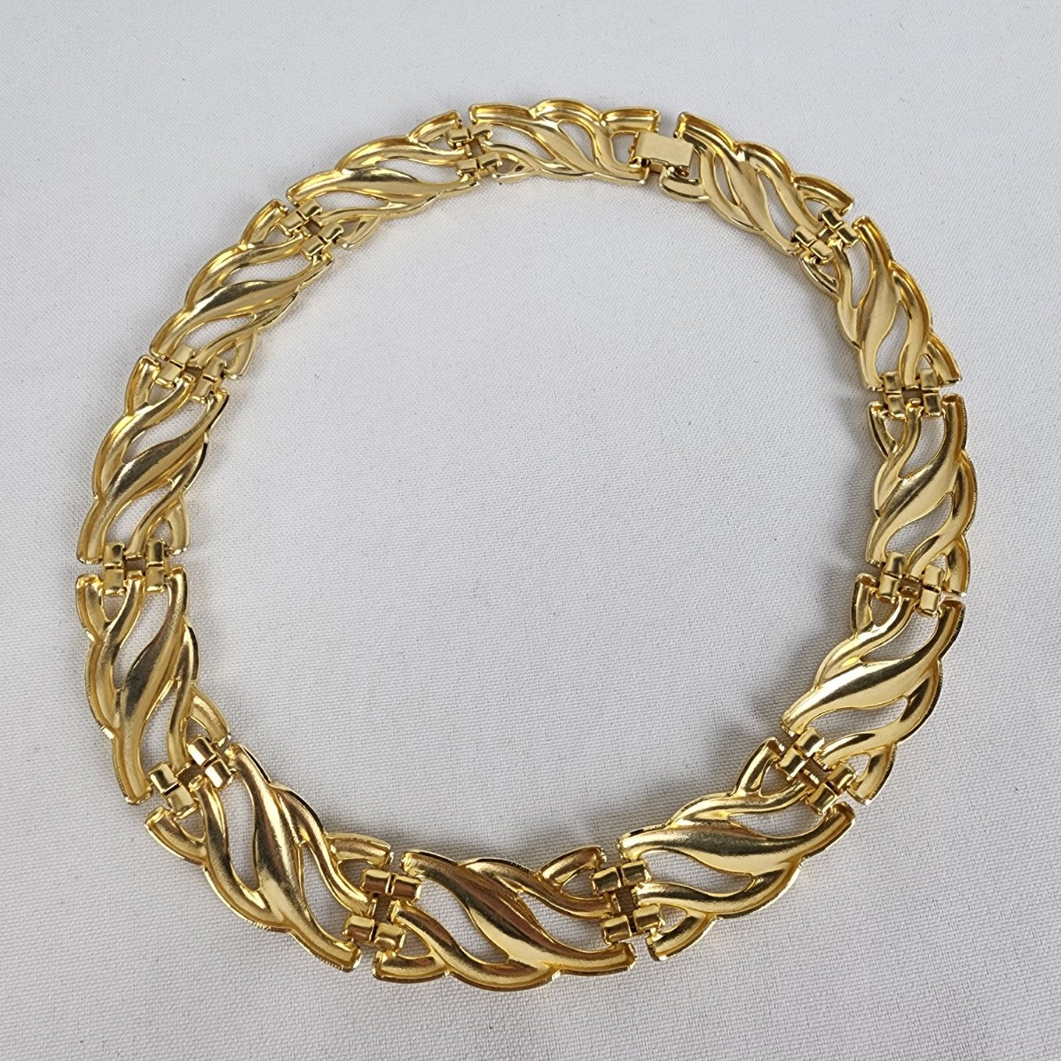 Vintage Gold Tone Collar Necklace