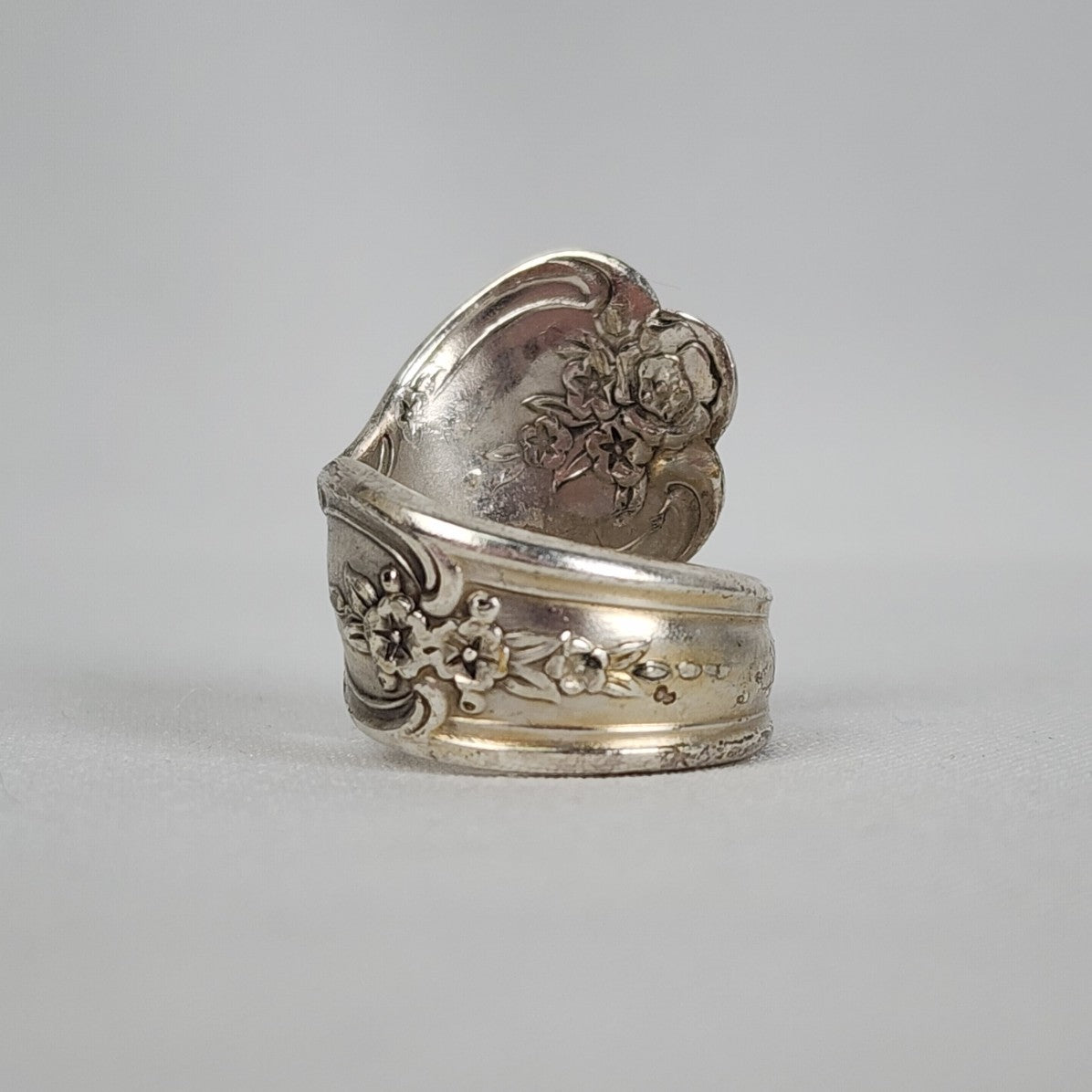 Vintage Silver Flower Spoon Ring Size 8