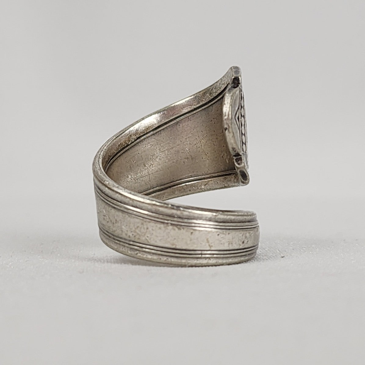 Vintage Oneida Silver Spoon Ring Size 7