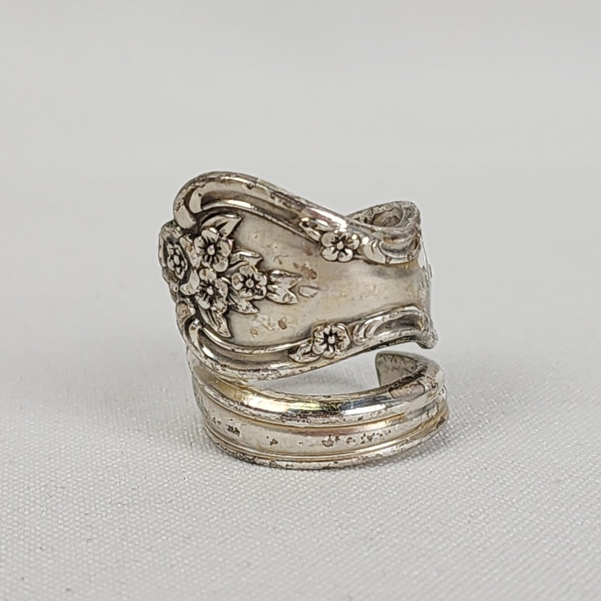 Vintage Rogers & Bro Silver Flower Spoon Ring Size 8.5