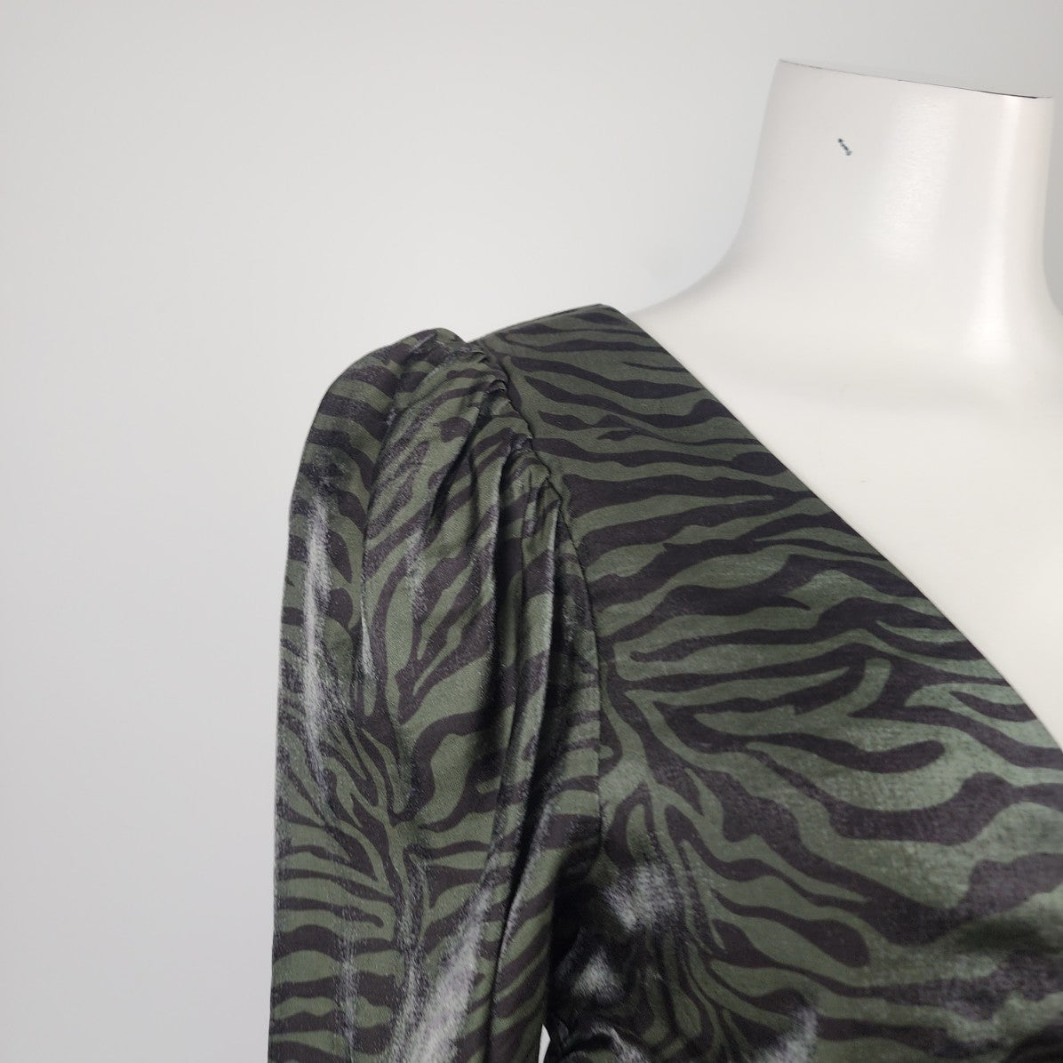 Soaked In Luxury Green Animal Print Ruched Mini Dress Size M