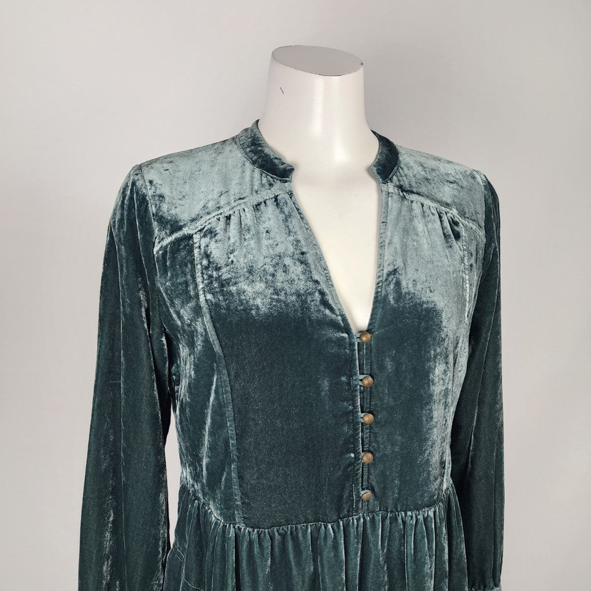 Holding Horses Anthropologie Green Velvet Shirt Dress Size S