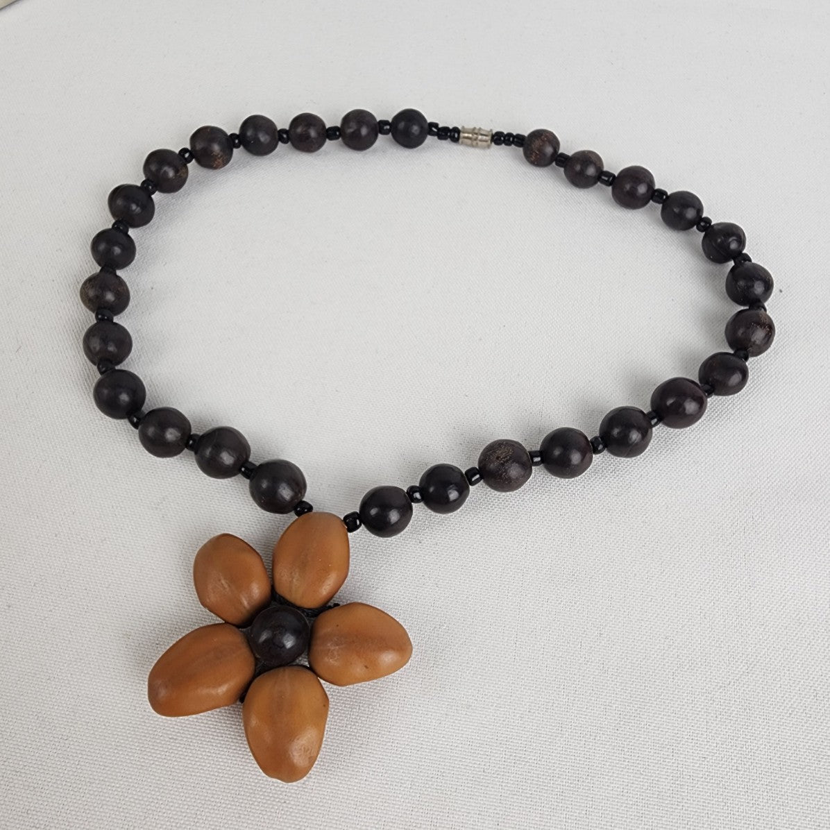 Vintage Wood Beaded Flower Necklace