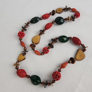 Vintage Wood Nut Coral Schell Colorful Bead Necklace