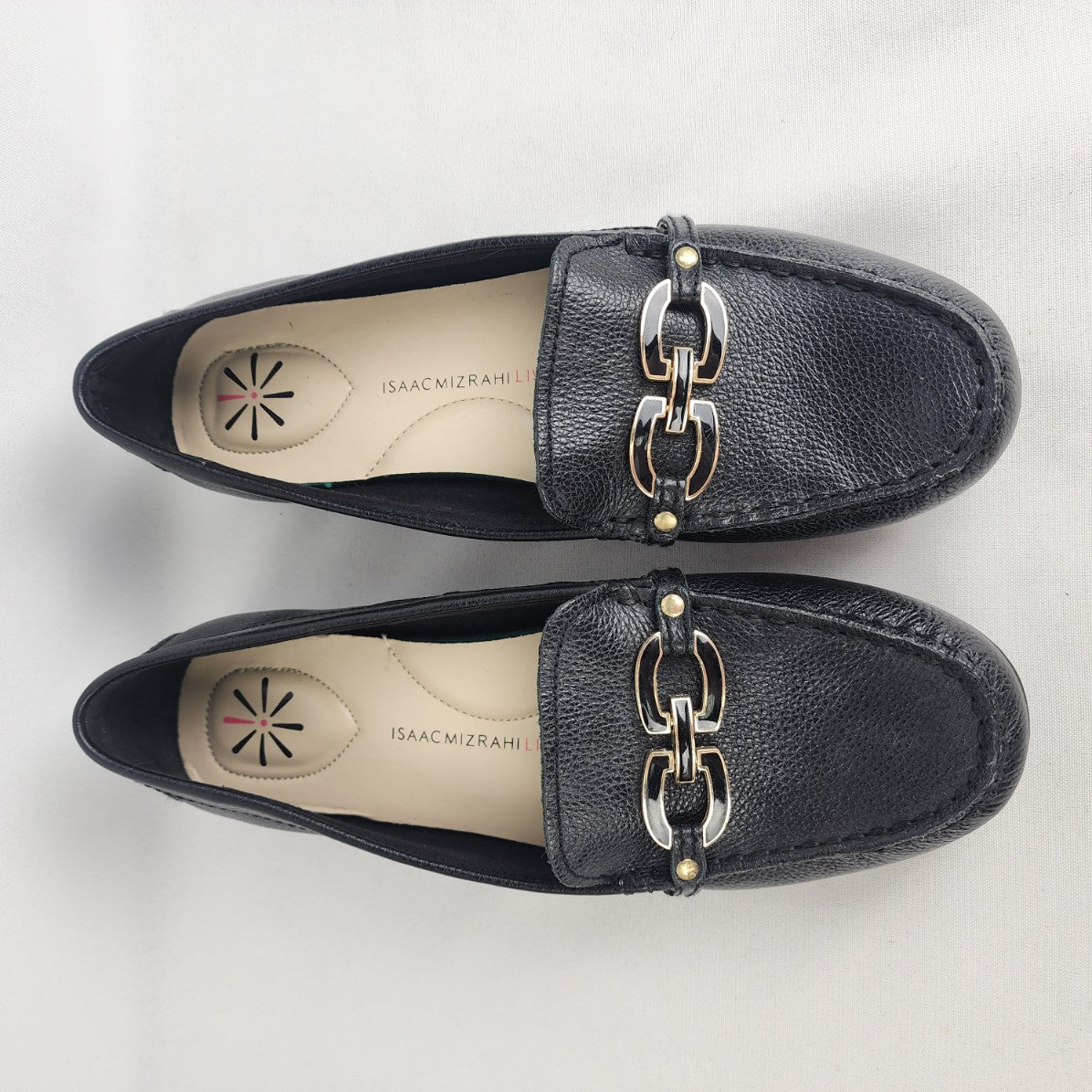 Isaac Mizrahi Black Leather Chain Detail Loafers Size 9