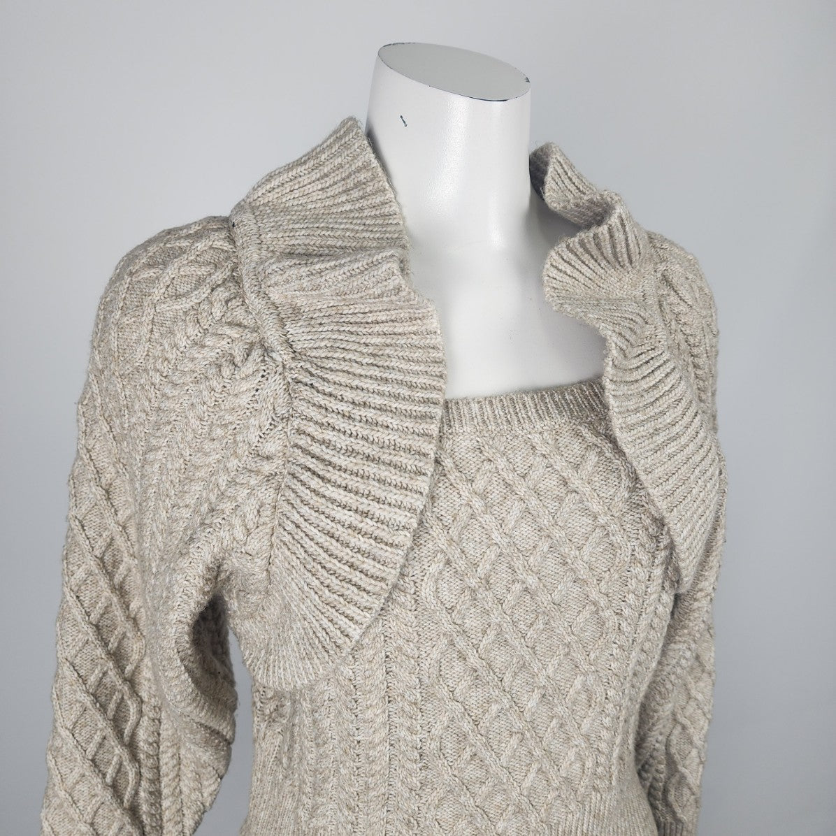 H&M Oatmeal Cable Knit With Ruffle Detail Sweater Size S