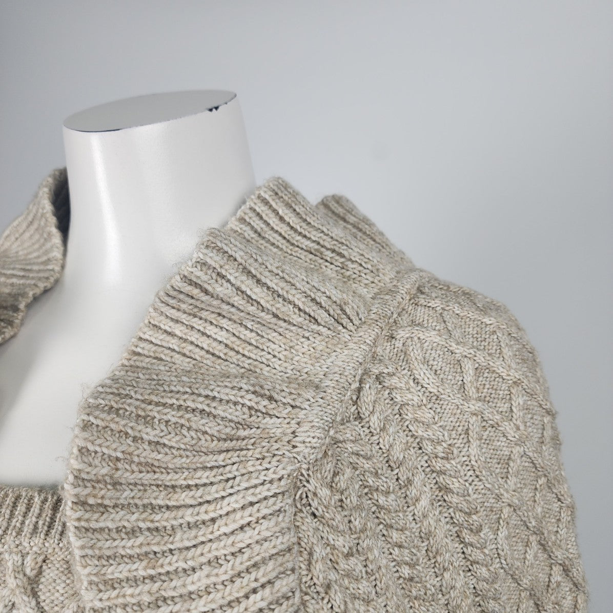 H&M Oatmeal Cable Knit With Ruffle Detail Sweater Size S