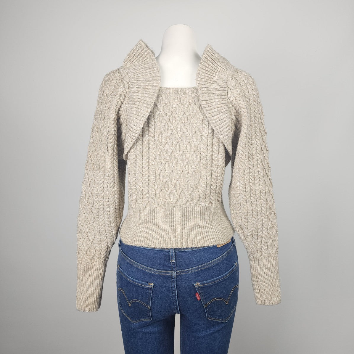 H&M Oatmeal Cable Knit With Ruffle Detail Sweater Size S