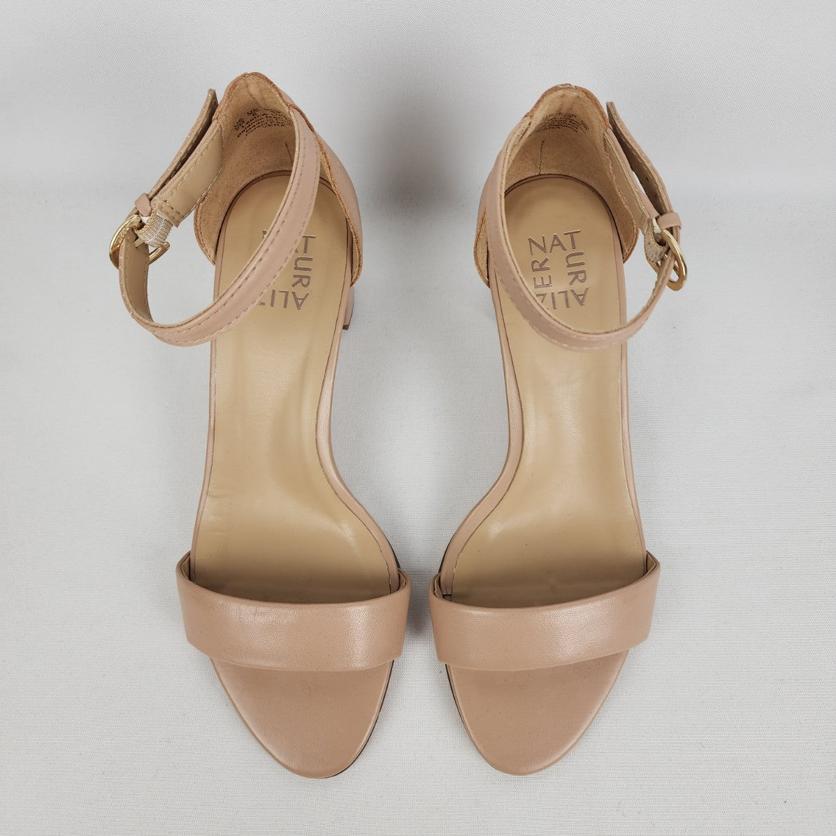 Naturalizer Nude Leather Block Heel Ankle Strap Shoes Size 9