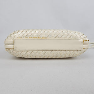 Vintage Cream Woven Hard Schell Clutch Purse