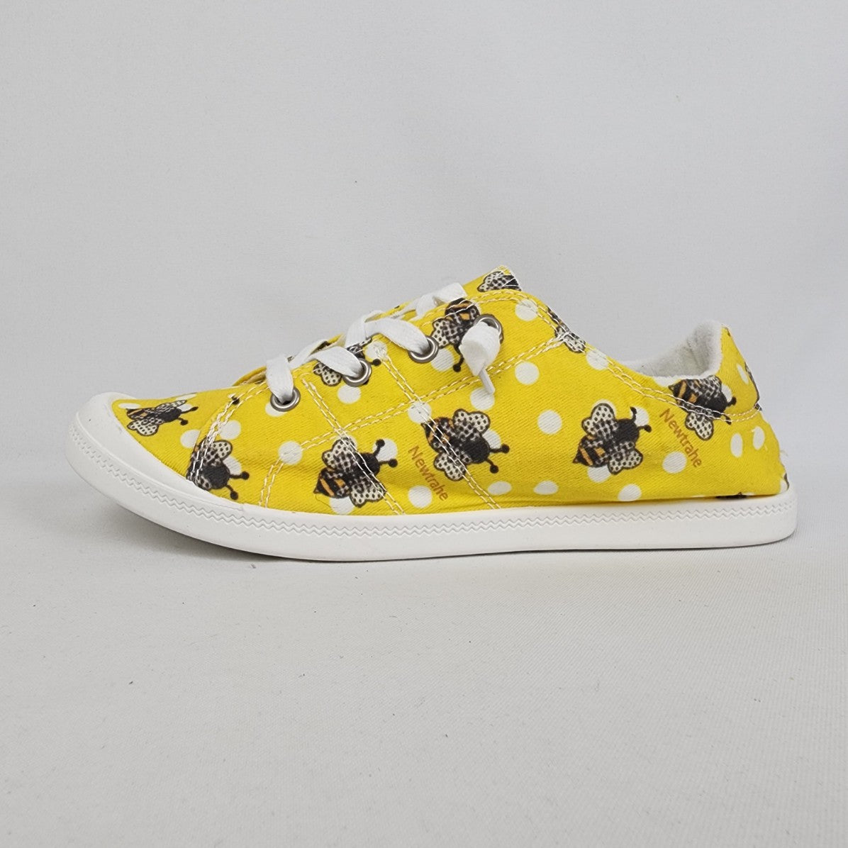 Bumble Bee Yellow Canvas Runners Size 7.5