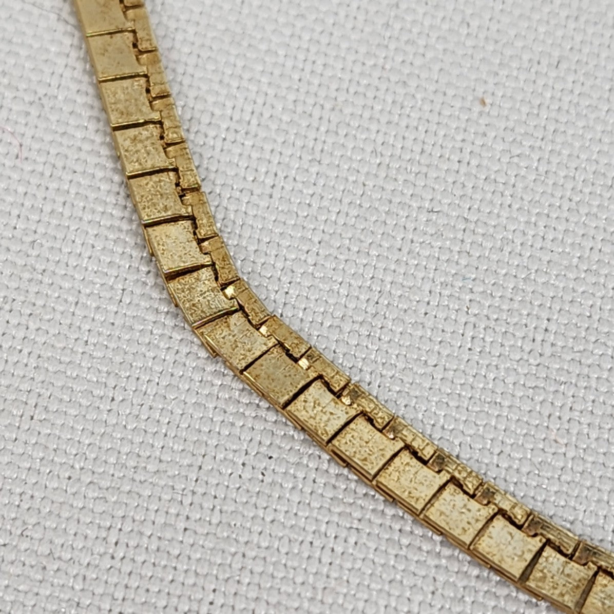 Vintage Gold Chain Textured Necklace