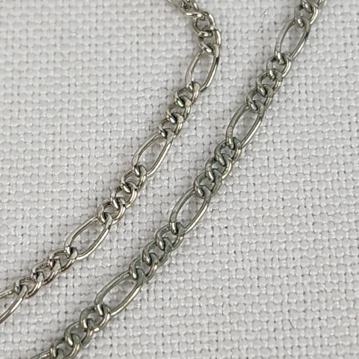 Silver Tone Leaf Pendant Delicate Chain Necklace