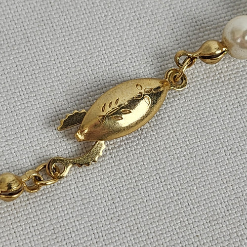 Vintage Cream Glass Faux Pearl Necklace