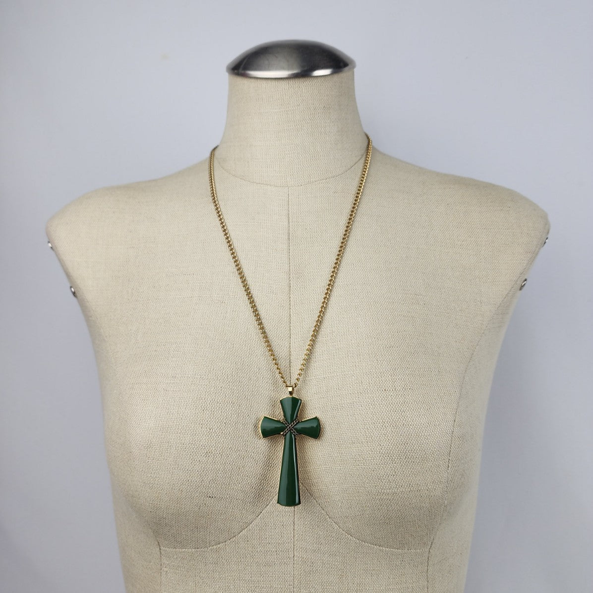 Vintage Gold Tone Green Cross Pendant Chain Necklace