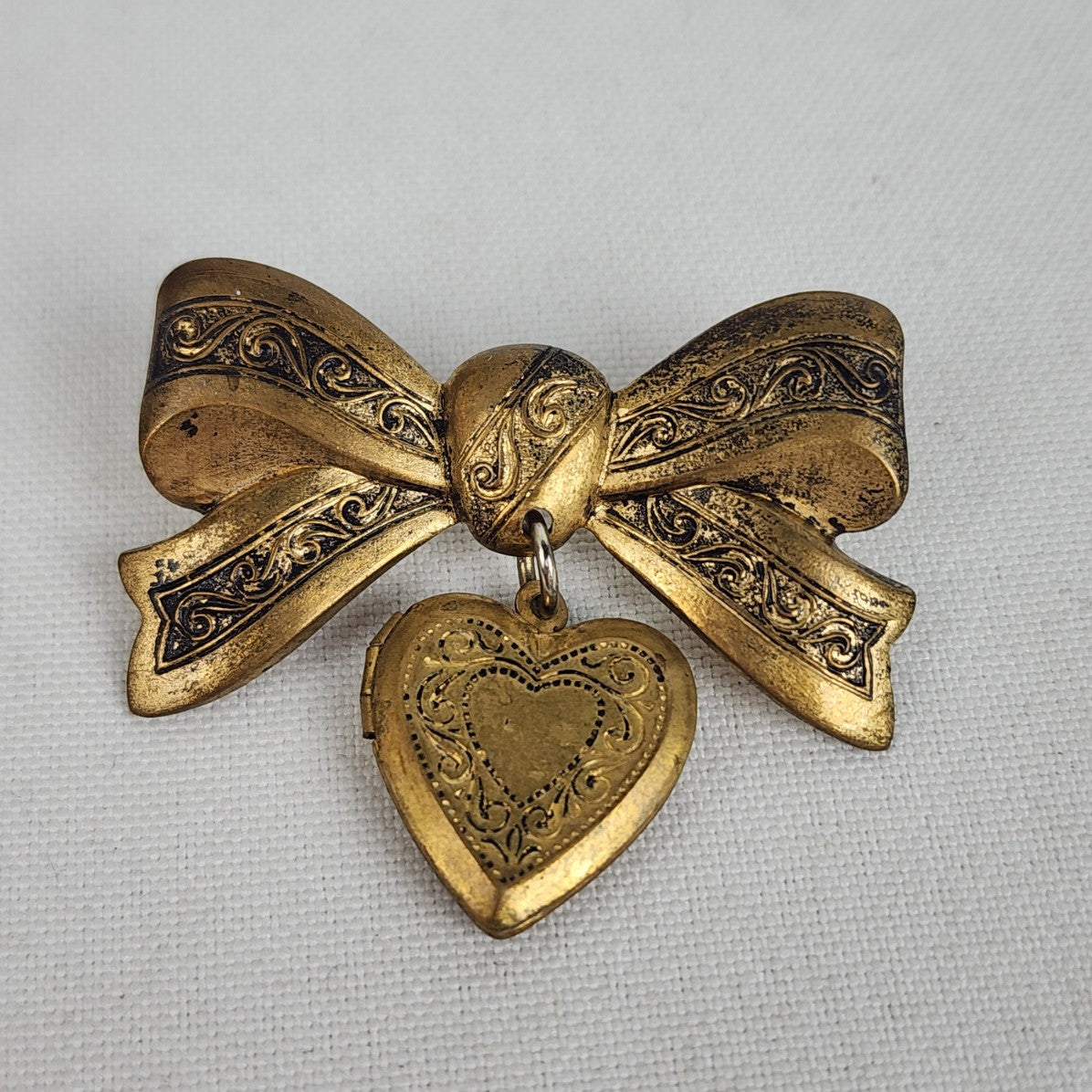 Vintage Gold Tone Bow Locket Pendant Brooch