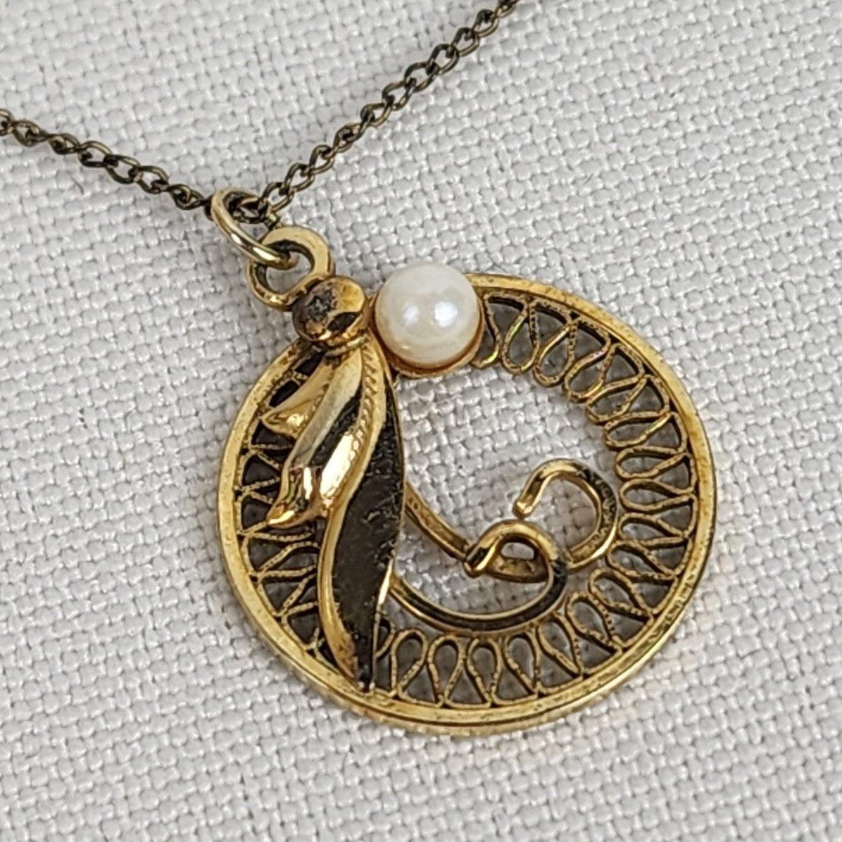 Vintage Gold Fill Pearl Delicate Pendant Chain Necklace