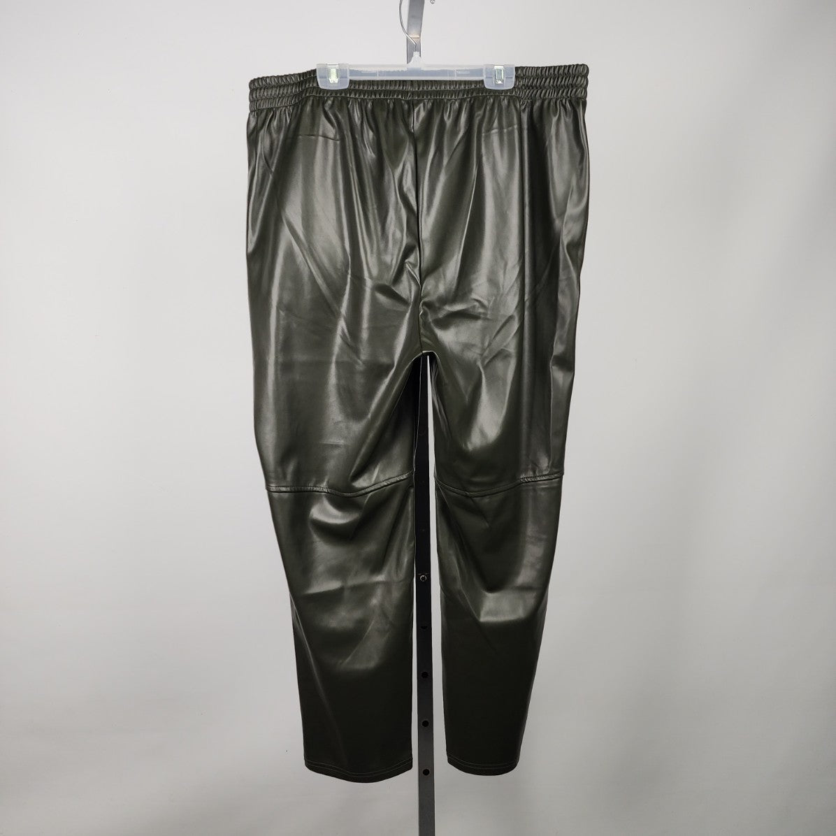 Laundry by Shelli Segal Green Vegan Leather Joggers Size 1X