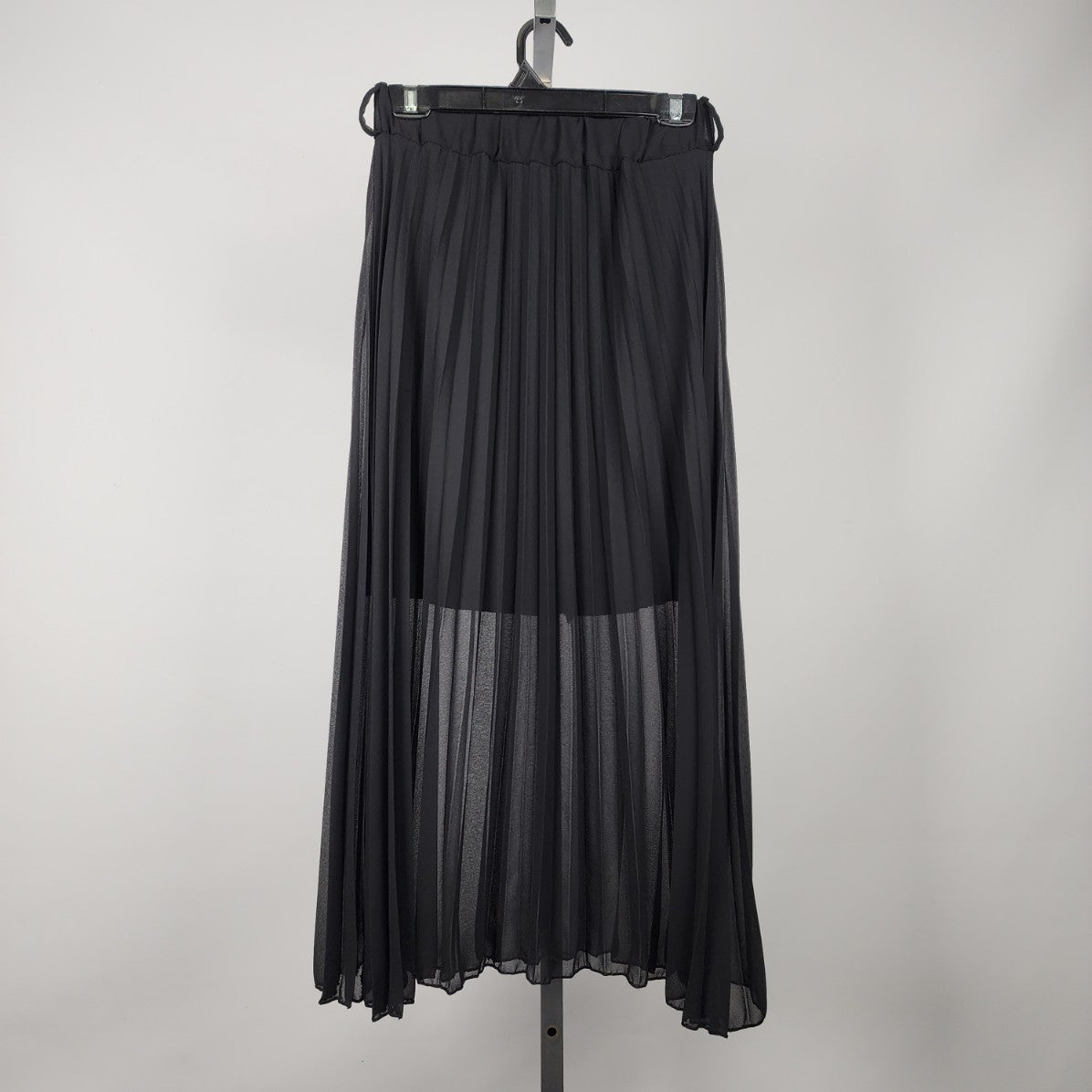 L'Olive Verte Black Pleated Sheer Overlay Velvet Under Midi Skirt Size 2